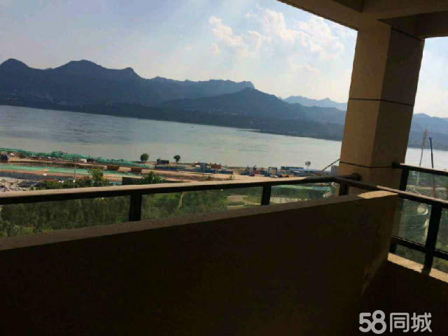一线江景 中建宜昌之星 超大四房 毛坯现房 中间楼层