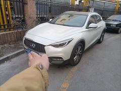 2017款 QX30 1.6T 两驱运动版