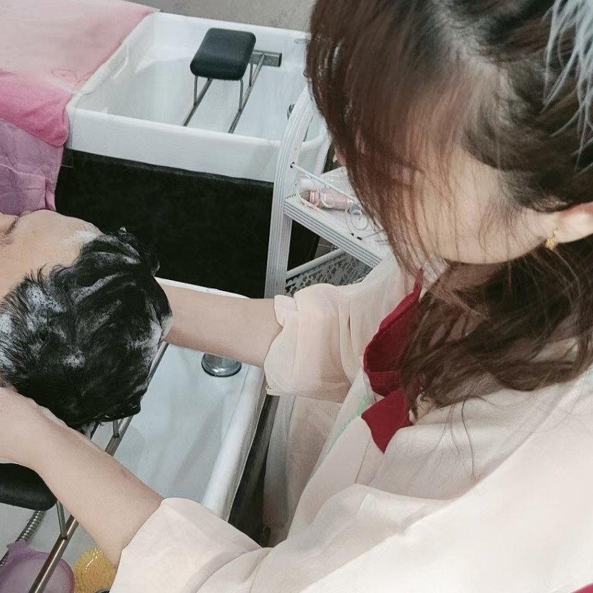 霸州市胜芳镇莉莉采耳店图片0