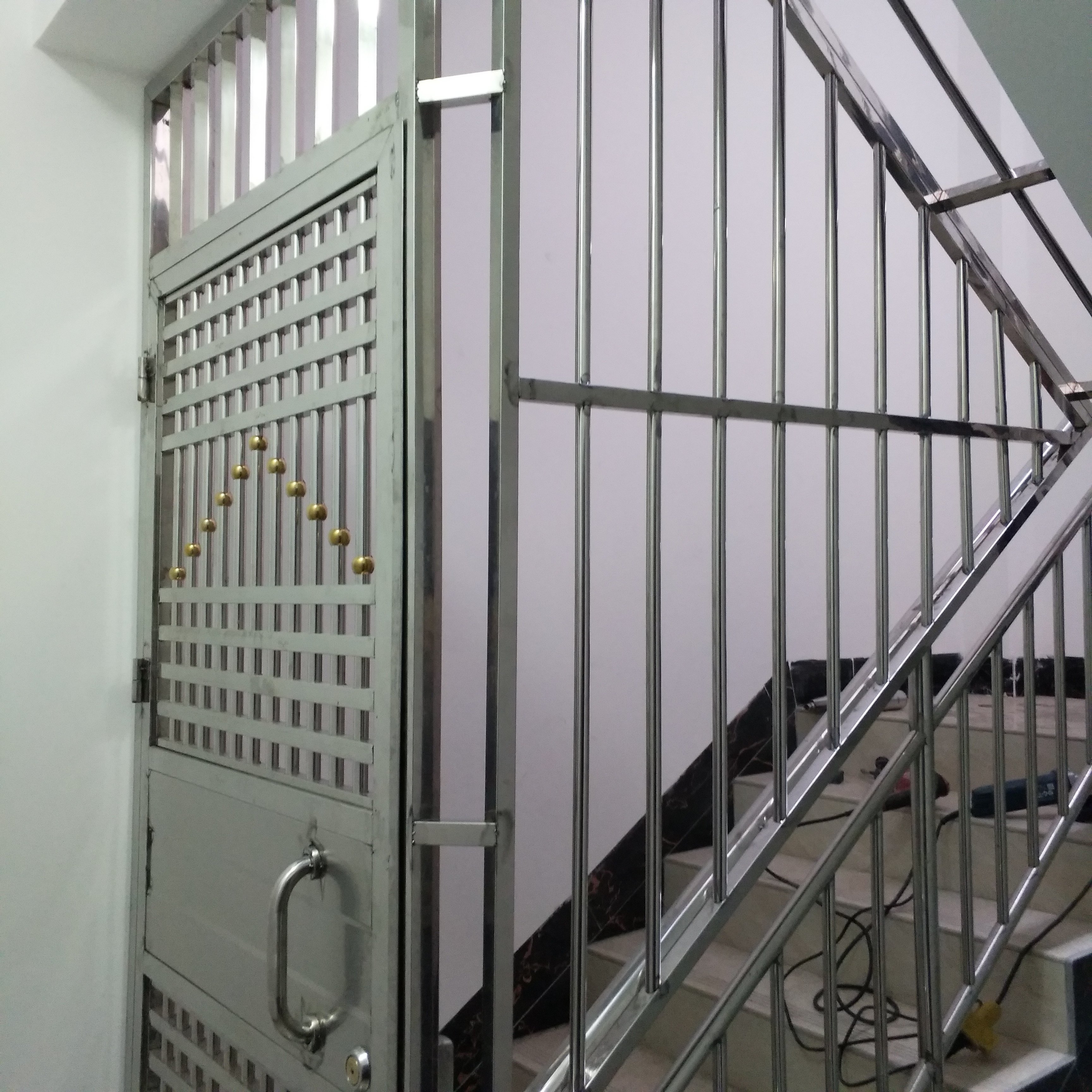 百色市右江区佰隆不锈钢门窗介绍图片2