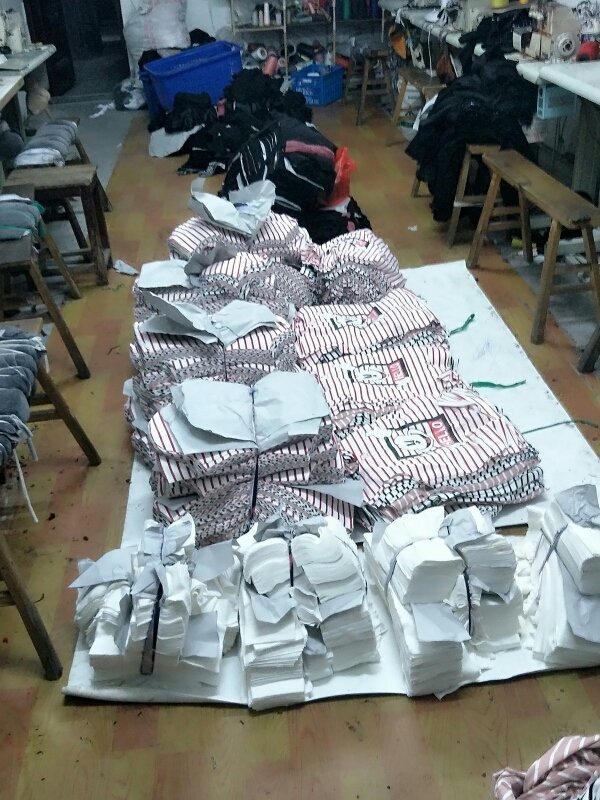 南浔熊成成服装加工厂介绍图片1